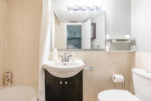 Apartamento Bright And Spacious - 3br Apt With Netflix - Near High Park