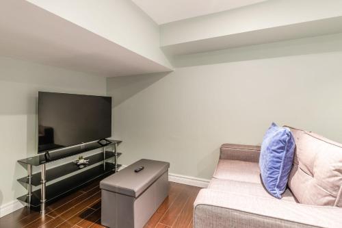 Apartamento Bright And Spacious - 3br Apt With Netflix - Near High Park