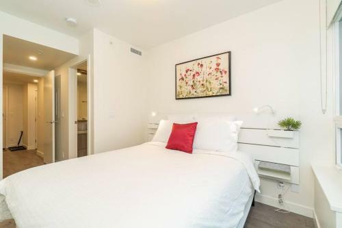 Apartamento Luxury 2br Condo W/ Great View In Surrey Center