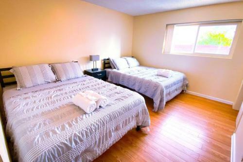 Private Hilltop Villa W/pool, Office & Fiber Wifi