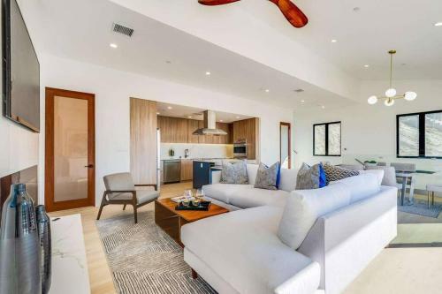 Malibu Sunset Getaway