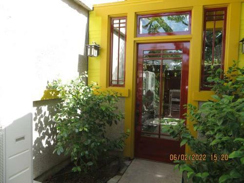 Cool Pad 2 Electric Car Garage Beach Central 8 Ok