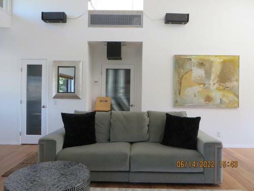 Cool Pad 2 Electric Car Garage Beach Central 8 Ok