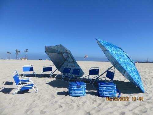 Cool Pad 2 Electric Car Garage Beach Central 8 Ok