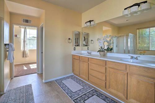 Upscale Winchester Gem With Yard, Gym And 2 Bars!