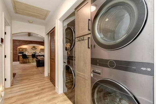 Harmony Ridge Ranch Nestled On A Secluded 6 Acres