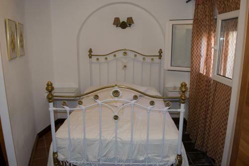 Roditses Beach Sea Front Apartments