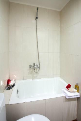 Notis Hotel