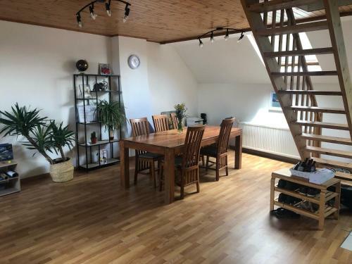 Studio Relax Tout �quip� Pr�s De Bxl