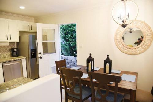 Mile To Ocean! Pet Friendly! *new* Socal Cottage
