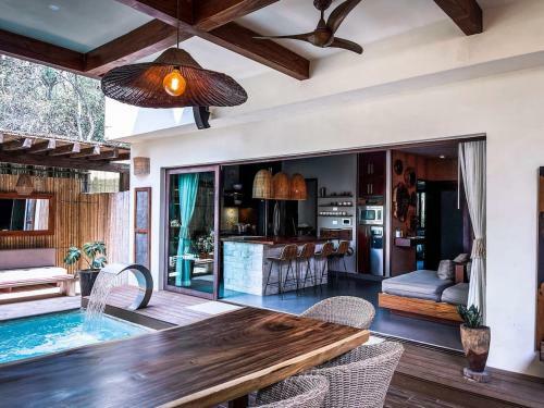 Private Villa In Aldea Zama