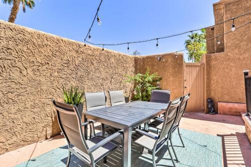 Palm Desert Townhome With Patio, Community Pool