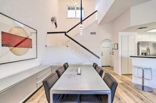 Palm Desert Townhome With Patio, Community Pool