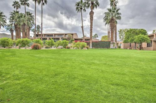 Palm Desert Townhome With Patio, Community Pool