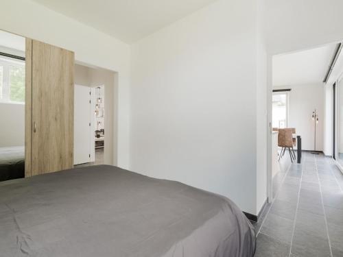 Modern Holiday Home In Ronse With Garden
