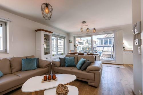 Centrally Located Apartment With Sunny Terrace