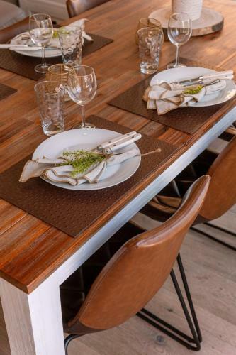 Centrally Located Apartment With Sunny Terrace