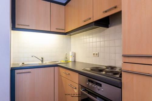 Spacious Apartment With Free Parkingspace Close To The Sea
