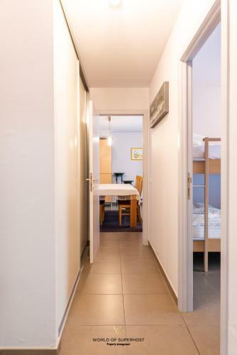 Spacious Apartment With Free Parkingspace Close To The Sea