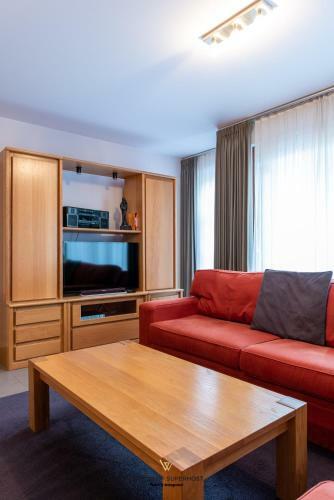Spacious Apartment With Free Parkingspace Close To The Sea