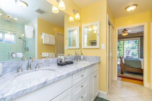 Elegant River Park Sanctuary