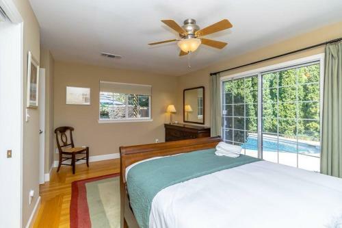 Elegant River Park Sanctuary