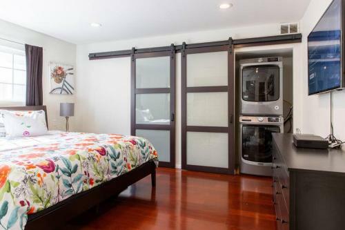 Villa Gorgeous Newly Remodeled Home + Pool