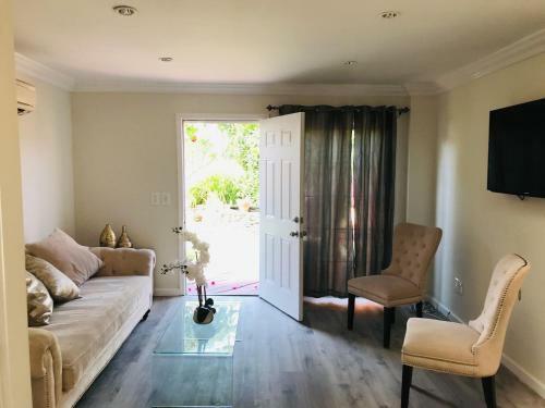 Hostal Cozy 2 Bedroom Guesthouse In Beverly Hills