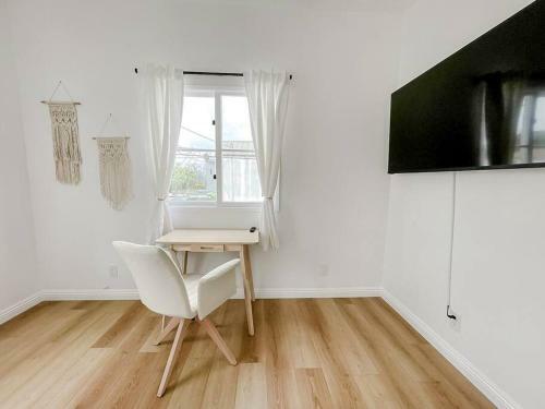 Prime 2bd/3ba - Venice Beach Los Angeles