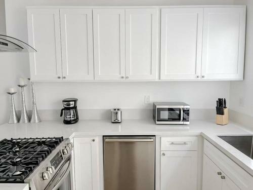 Prime 2bd/3ba - Venice Beach Los Angeles