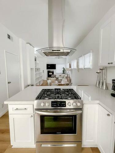 Prime 2bd/3ba - Venice Beach Los Angeles