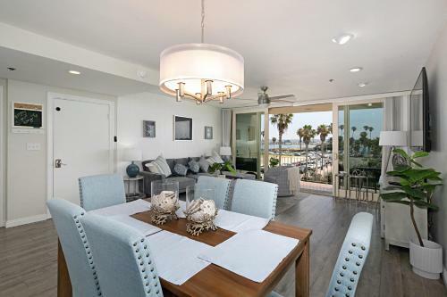 Bayside Walk Escape Unit A
