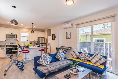 Apartamento New & Spacious 2 Br Home 10 Mins To The Beaches