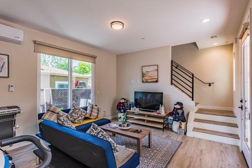 Apartamento New & Spacious 2 Br Home 10 Mins To The Beaches