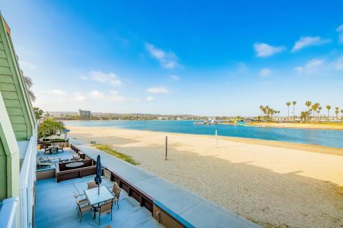 Bayside Breeze
