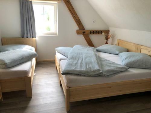 Hostal Farma Hvozd