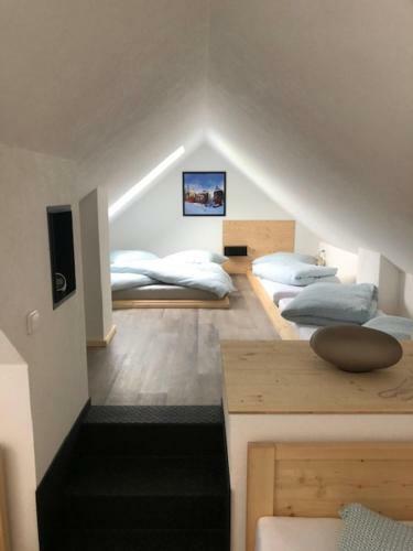 Hostal Farma Hvozd