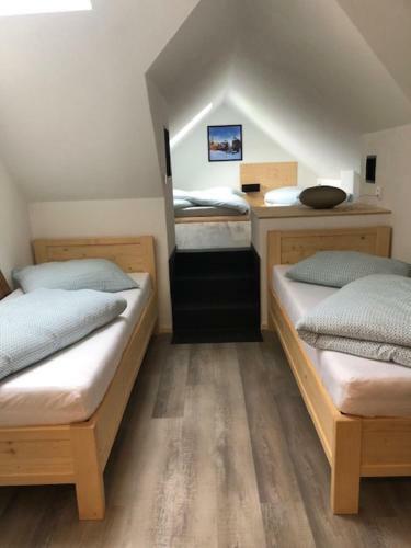 Hostal Farma Hvozd