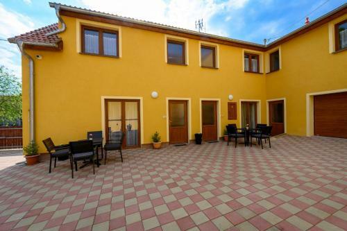 Apartm�ny Z�v?t?�