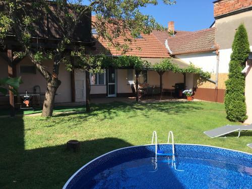 Chalupa A Apartm�ny Morajda