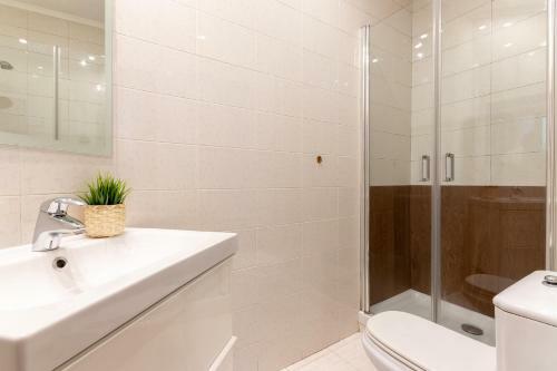 Apartamento Pozas - Amplitud Y Ubicaci�n Centro Excelente