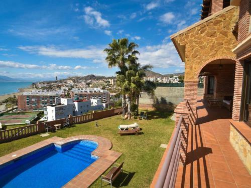 Holiday Home El Balc�n De La Cala