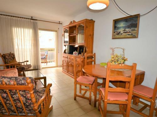 Apartamento Pintor Mir 4