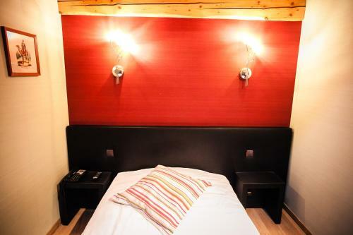 Hotel Les Ecuries De La Tour