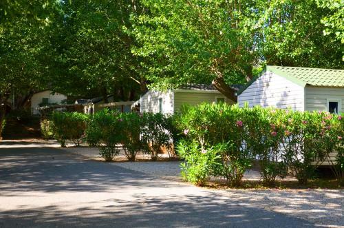 Camping Les Fougui�res