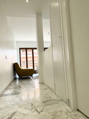 Spacious Apartment Next To The Sea