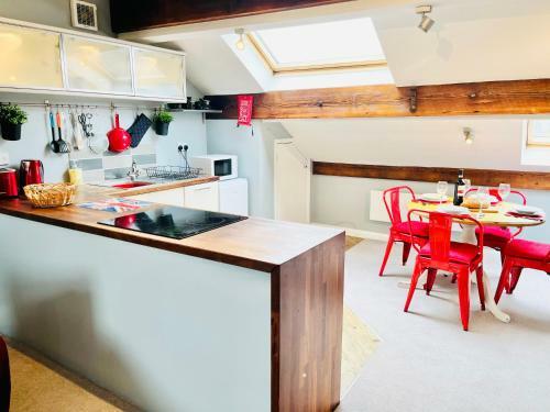 Burley Apartment