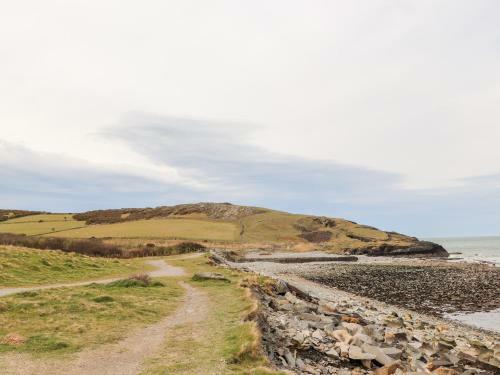 Cwm Ceiliog Annex