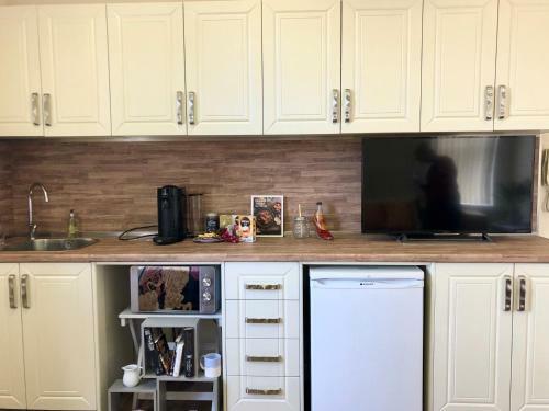 Lotus Studio Apartment Near Lanark