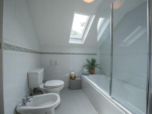 Pass The Keys Beautiful Home With Superb Views Over St Dogmaels